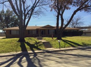 1705 Austrian Rd, Grand Prairie, TX 75050