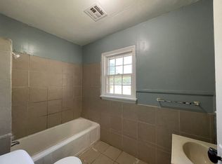 1320 W Modelle Ave, Clinton, OK 73601