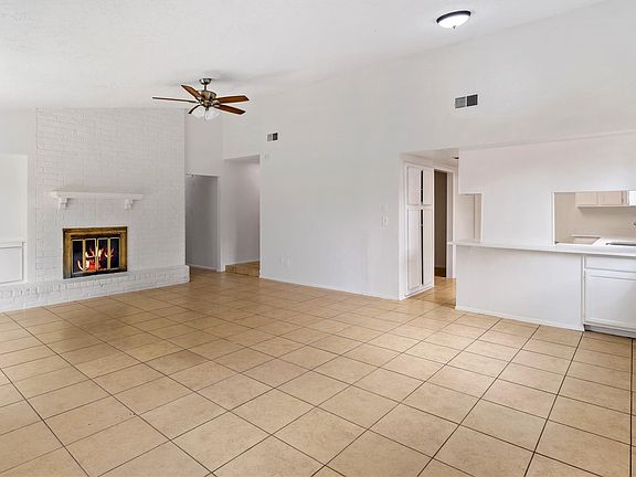 3rd image of 8631 Little River Rd