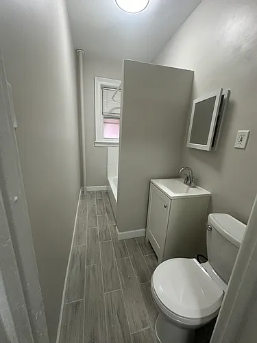 123-126 Corbin Ave #303 Photo 1