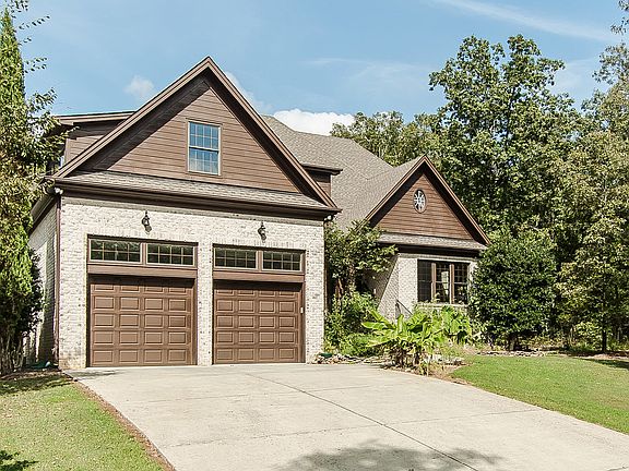 2 car garage on Main Level