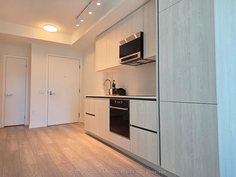 110 Broadway Ave #1413 — Photo 6