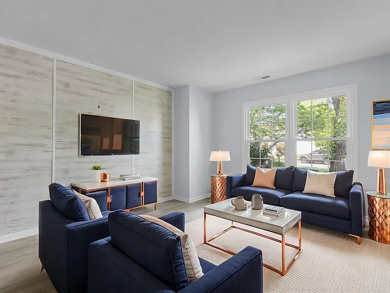 2417 Bernadotte Ct — Photo 6