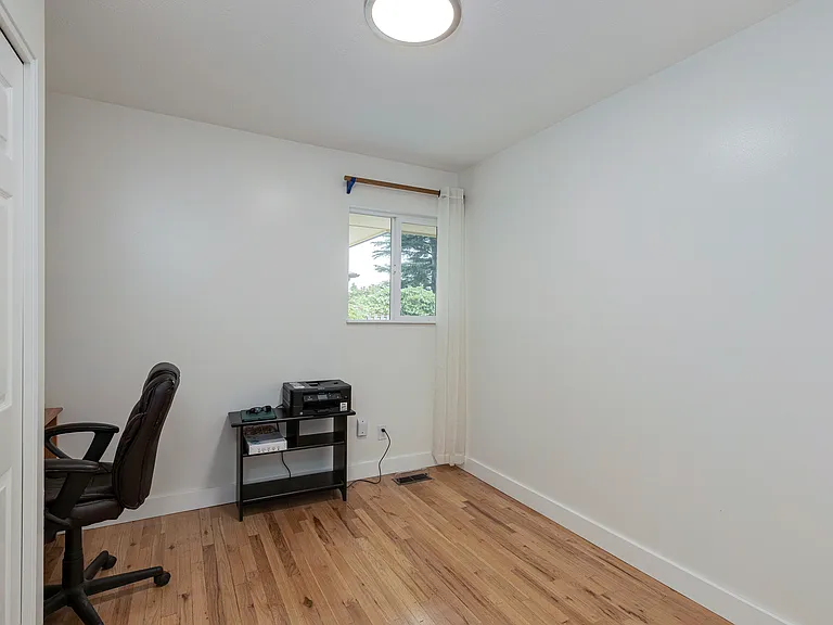 4909 SE Mason Ln — Photo 19