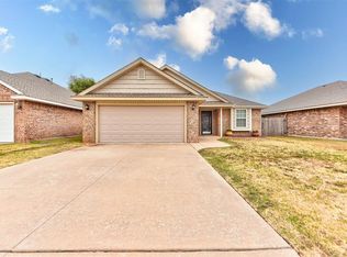2302 Bradford Cir, Newcastle, OK 73065