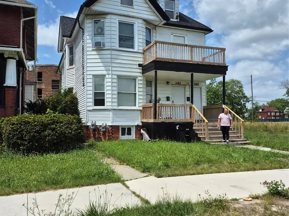 1583 Hurlbut St, Detroit, MI 48214