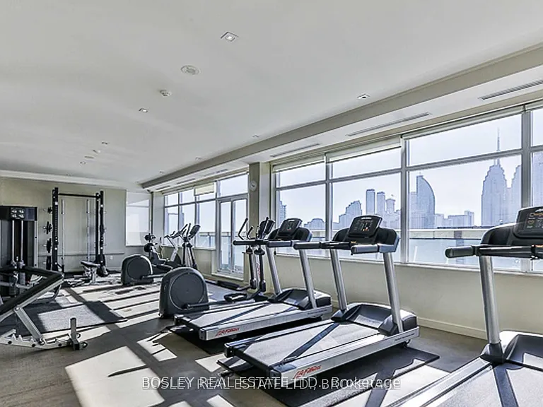230 King St E #1201 — Photo 16