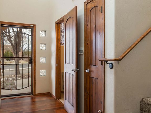 2nd image of 512 Alcalde Pl SW