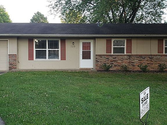 2nd image of 709 SW 3rd St