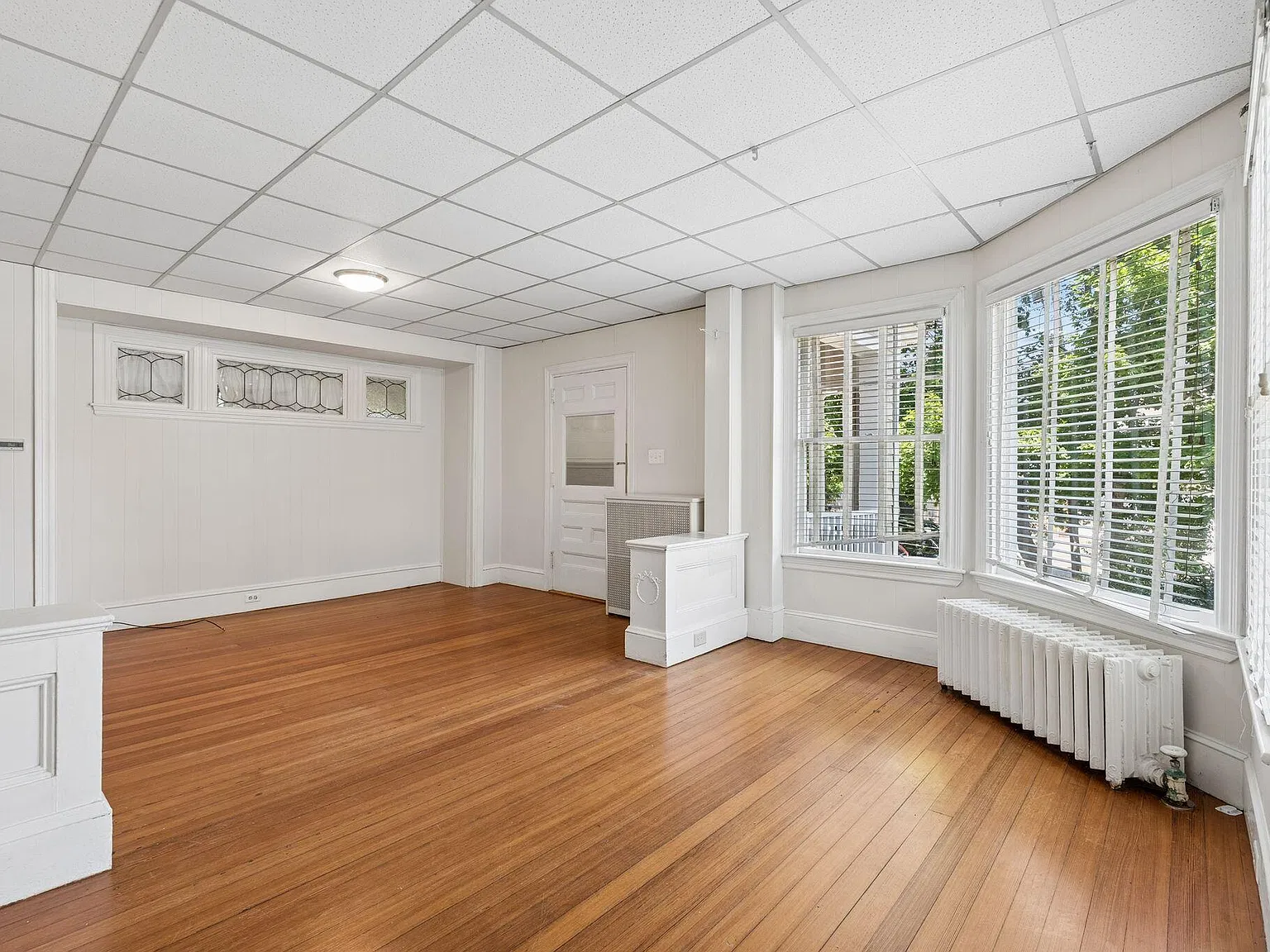 1 bed, 1100 sqft, $2,000 — Photo 4