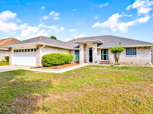 2252 Valle Escondido Dr, Pensacola, FL 32526