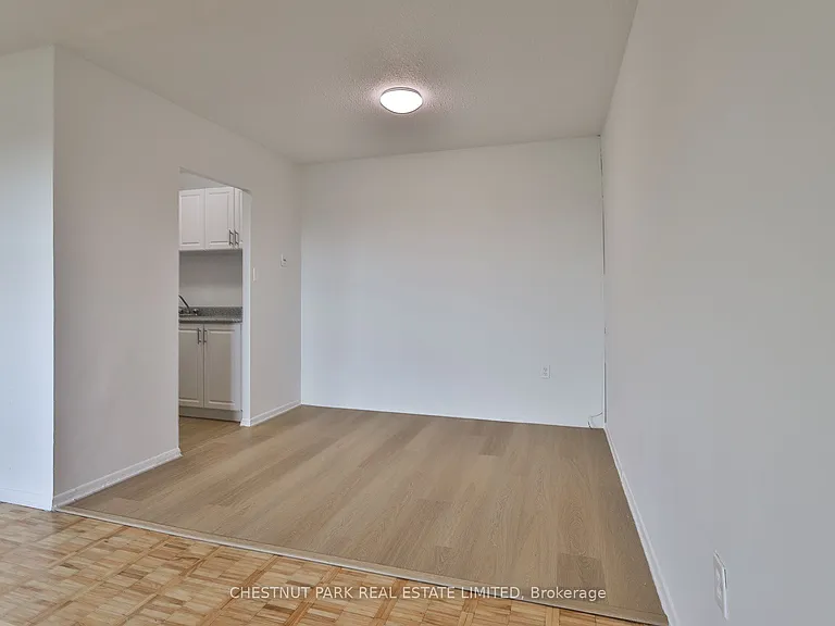 888 Glen St #525 — Photo 14