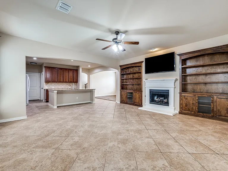10632 Bolivar Dr — Photo 6