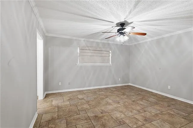 1301 Field Ave — Photo 16