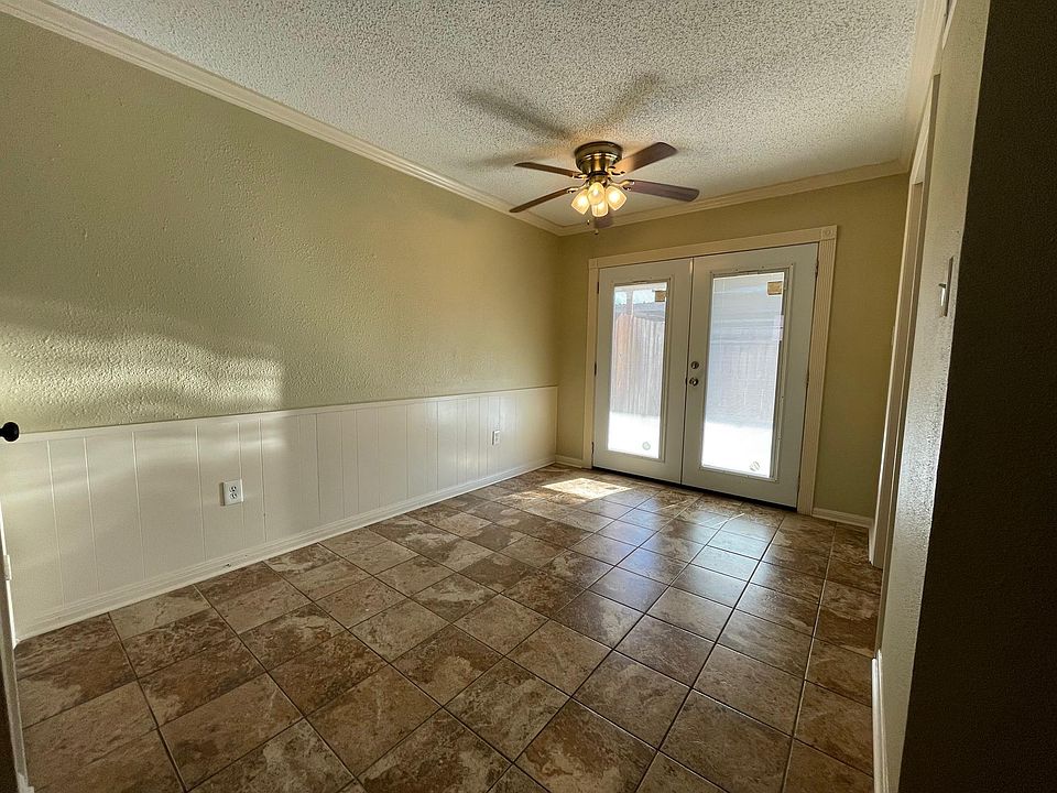 200 S Anderson St 3, Angleton, TX 77515 Zillow