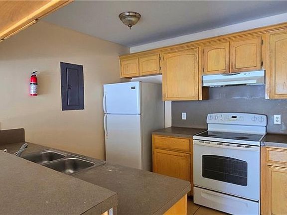 4th image of 1302 Prosperity Dr APT C