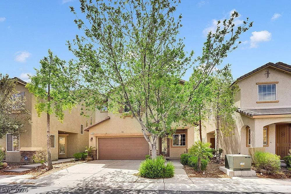 5 bed, 3.5 bath, 2858 sqft, $4,500 — Photo 2