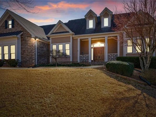 204 Saddlehorn Trl, Ball Ground, GA 30107