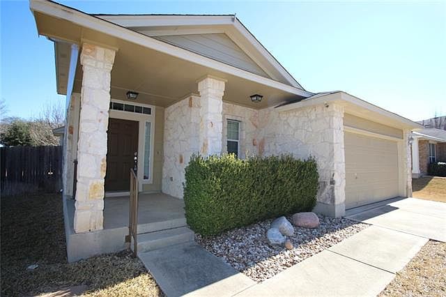 1st image of 2810 Winslow Dr