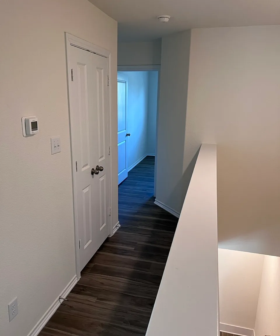 3 bed, 2.5 bath, 1268 sqft, $1,395 — Photo 3