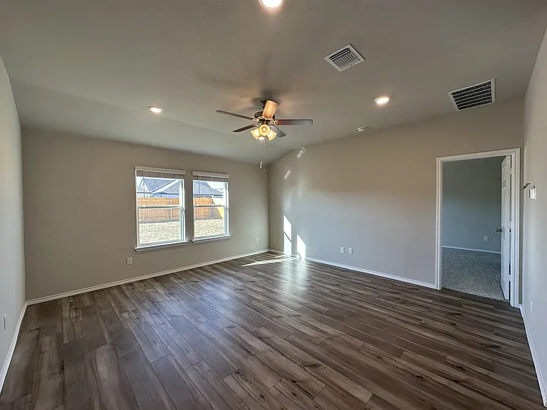 7005 Luella Dr — Photo 4