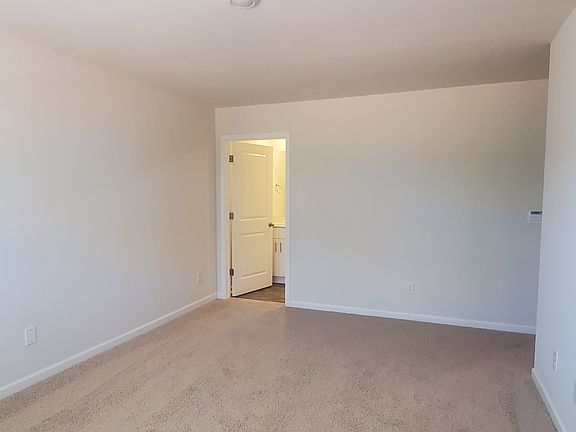 3rd image of 1118 Broholmer Ln