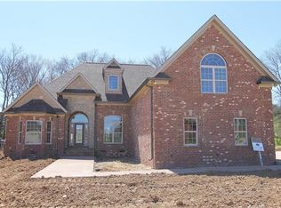 929 Morningstar Ct #122-C, Gallatin, TN 37066