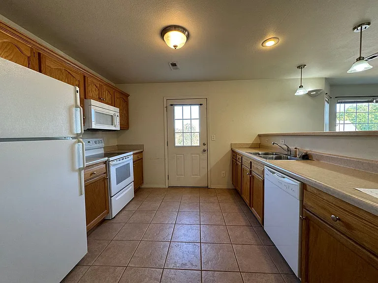 150 Hickory Ridge Dr — Photo 14