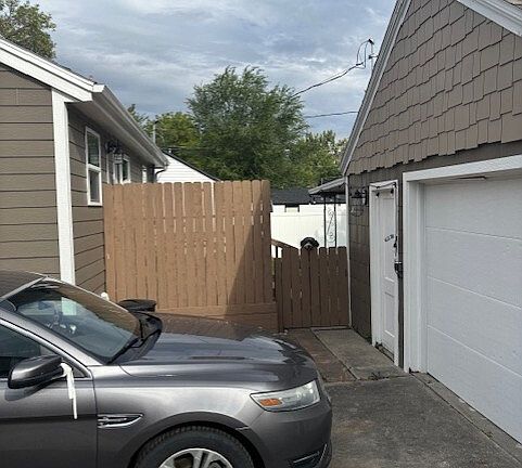 2nd image of 1014 Avenue D