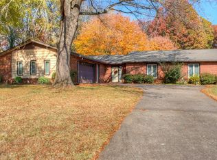 1011 Canyon Dr, Rural Hall, NC 27045