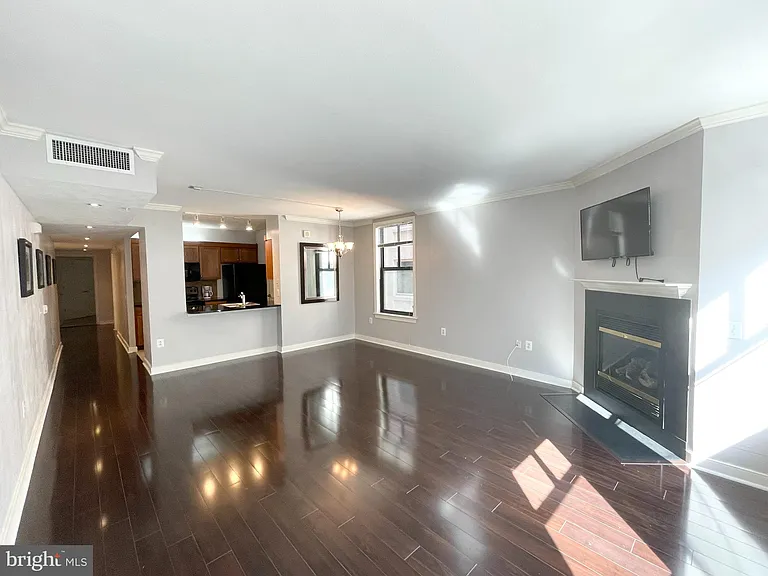 631 D St NW #626 — Photo 3