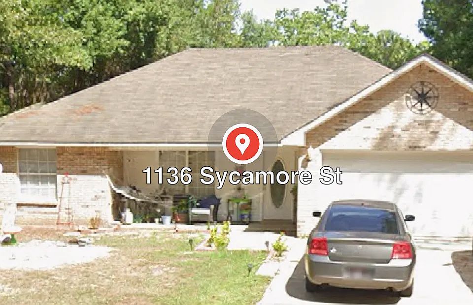 1st image of 1136 Sycamore St