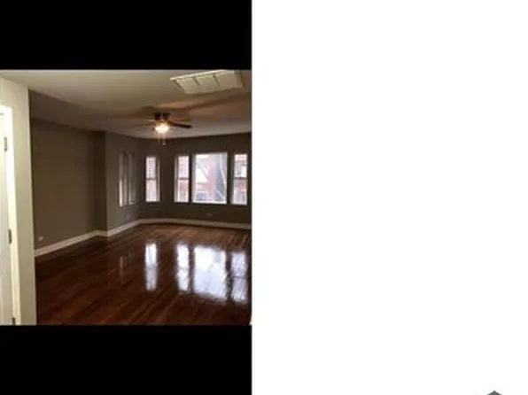 7745 S Essex Ave APT 3, Chicago, IL 60649