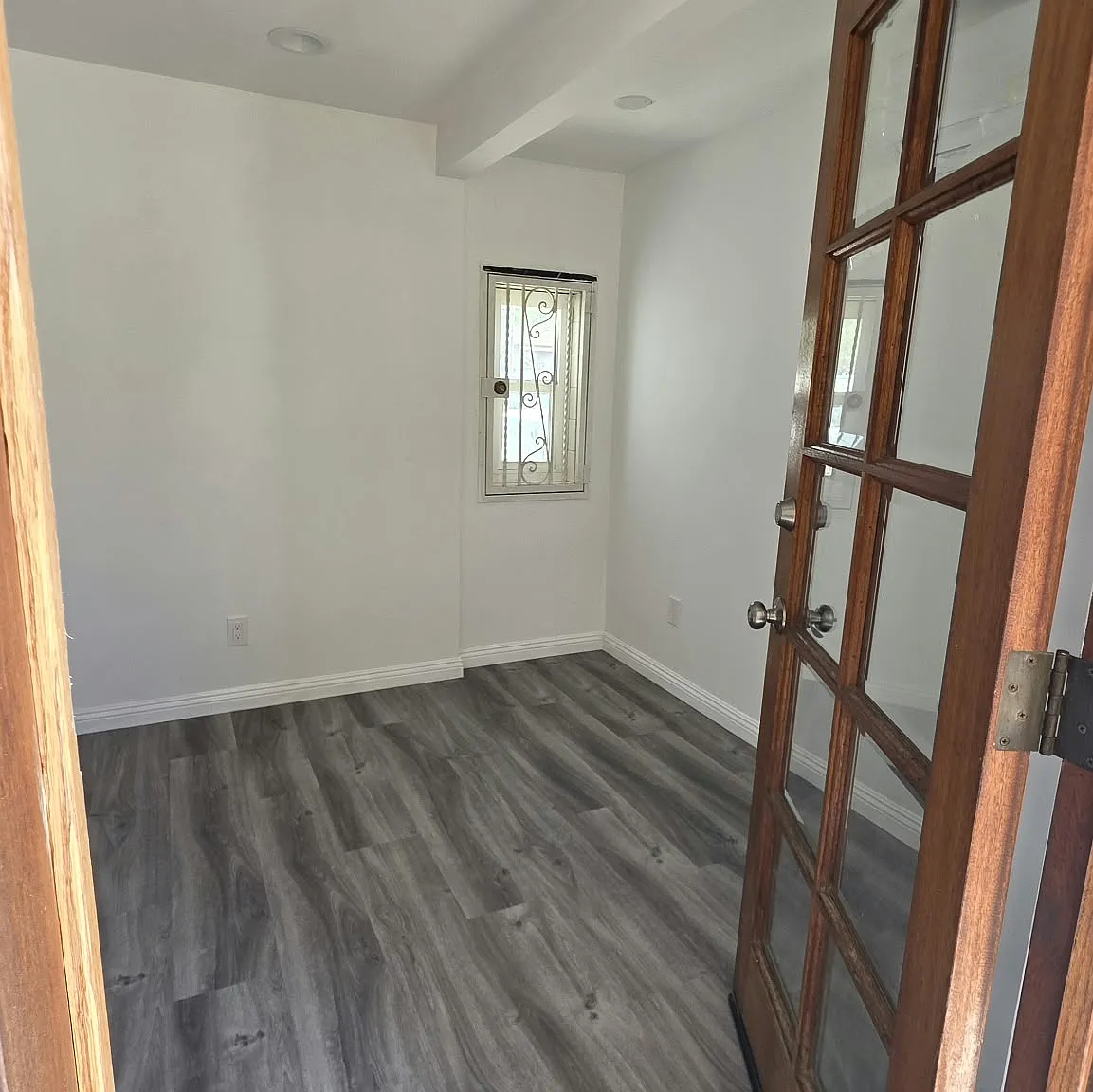 Studio, 250 sqft, $1,000 — Photo 4