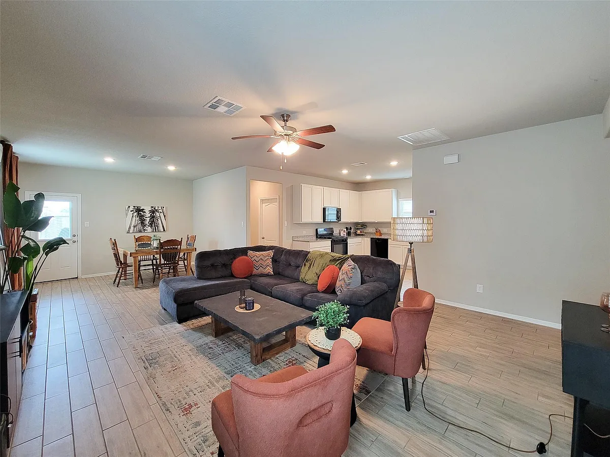 Building Photo - 24802 Winema Woods Ln