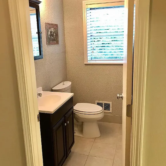 2342 Cortez Way — Photo 8