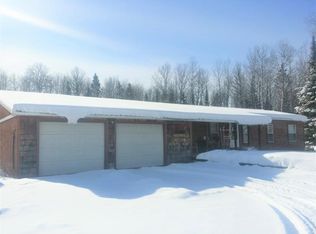 15245 Pleasant Valley Rd, Atlanta, MI 49709