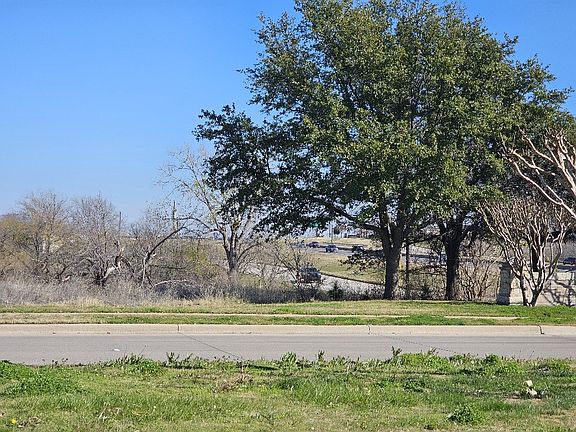 5th image of 3206 W 820th Loop NW