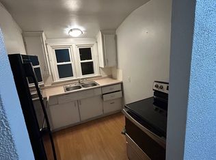 437 S 71st St #2, Milwaukee, WI 53214