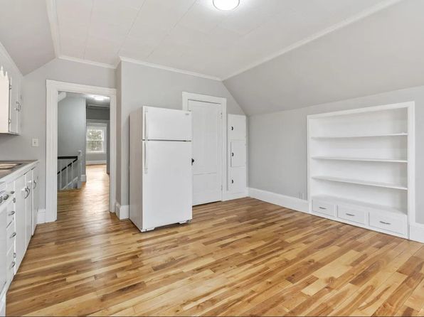 53 Nichols St APT 3