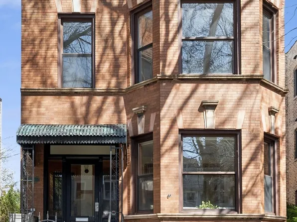 1920 W Addison St, Chicago, IL 60613