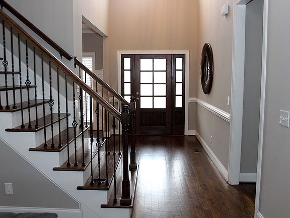 3rd image of 8104 Moores Mill Ct
