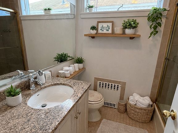 4th image of 12714 Newport Ave APT 4
