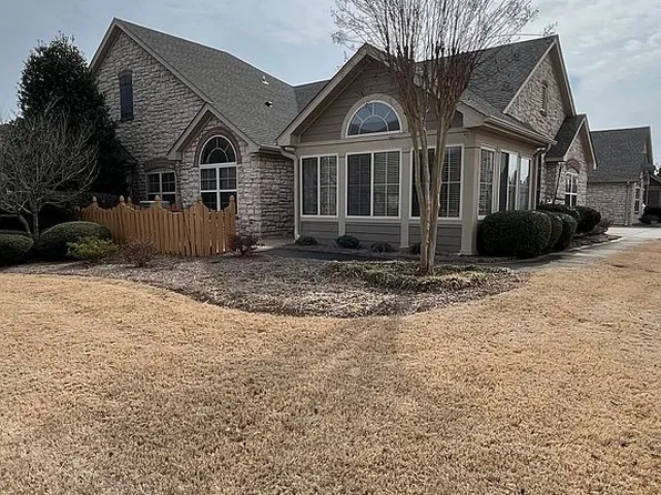 52 Laurel Ln, Brownsboro, AL 35741