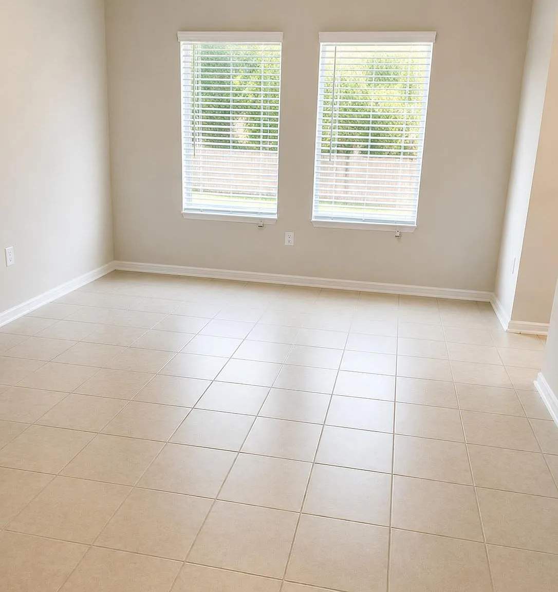 3 bed, 2.5 bath, 2184 sqft, $2,195 — Photo 3