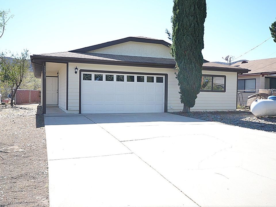 1st image of 42712 Coolcrest Dr