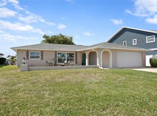 5525 Leeward Ln, New Port Richey, FL 34652