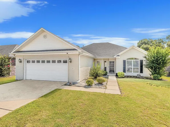 1260 Champions Dr, Conway, AR 72034