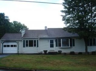 2620 Yale St, Endwell, NY 13760