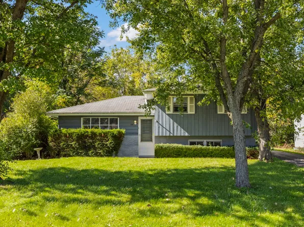 6118 Stonewall Ave, Downers Grove, IL 60516